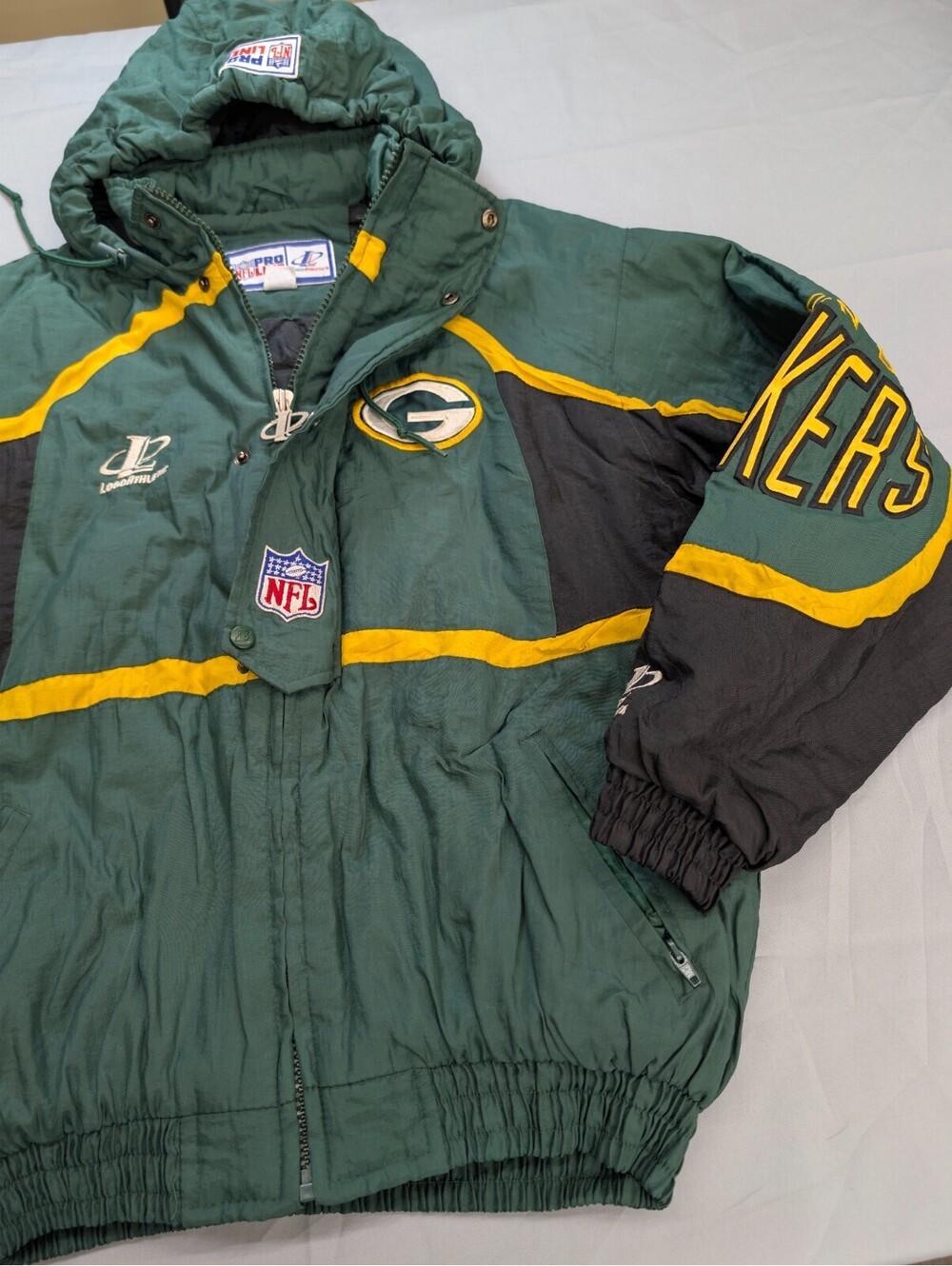 Green Bay Packers Logo Athletic Pro Line Jacket Medium